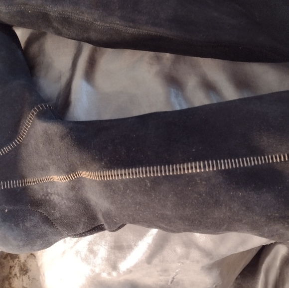 Bitching well kept condition, Free People THIGH HIGH SUED BOOTS! - Picture 2 of 4